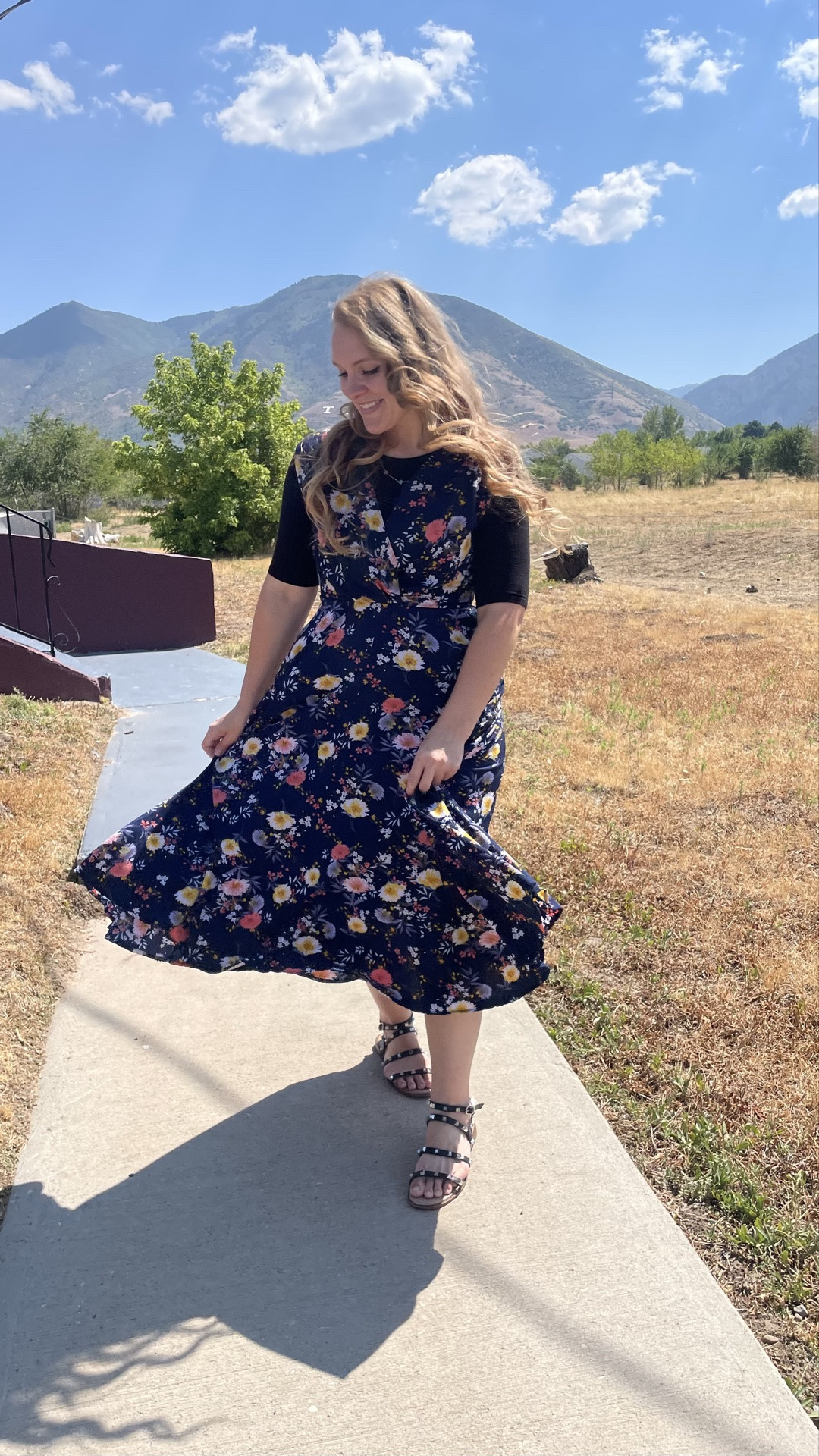 Blooming where the summer sunshine finds me☀️🌸

#LTKootd #LTKSeasonal #LTKSaleAlert
