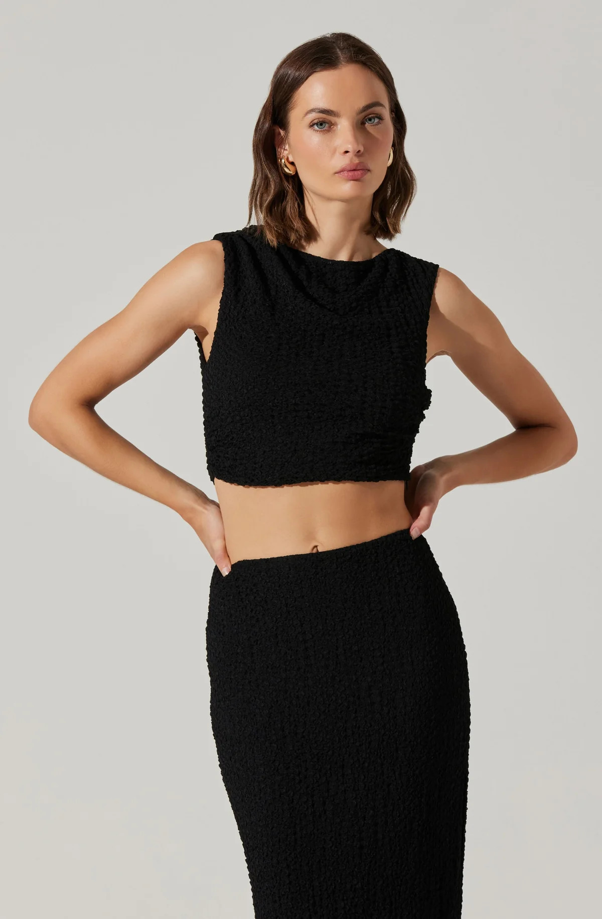 Keely Textured Sleeveless Crop Top | ASTR The Label (US)