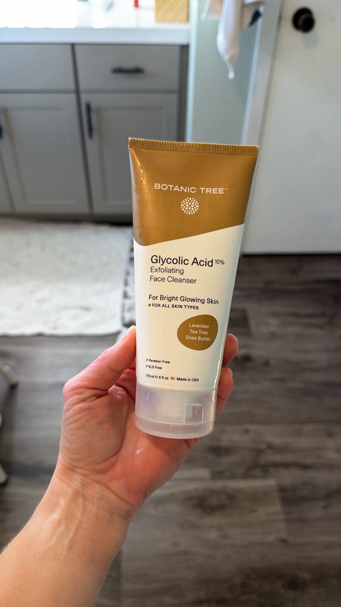 The best gentle exfoliator

#LTKgrwm #LTKmorningroutine #LTKselfcare