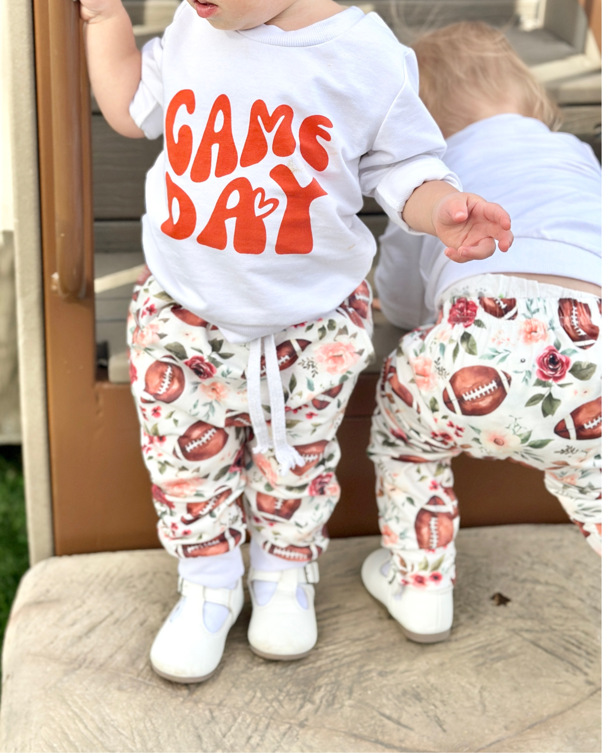 Game day outfit for toddler girls! Love these football pants! 


Baby outfits
Toddler outfits
Sports

#LTKfamily #LTKkids #LTKbaby