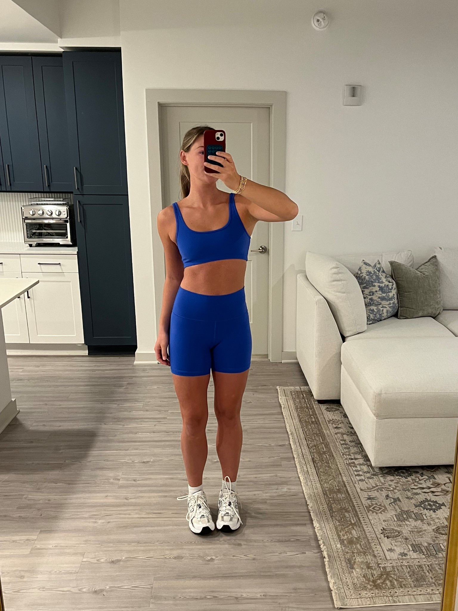 Aritiza royal blue workout set

#LTKActive #LTKSeasonal #LTKGiftGuide