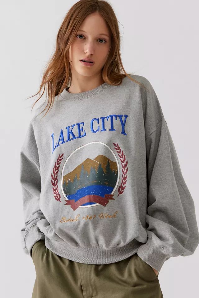 UO Lake City Crew Neck Sweatshirt | Urban Outfitters (US and RoW)
