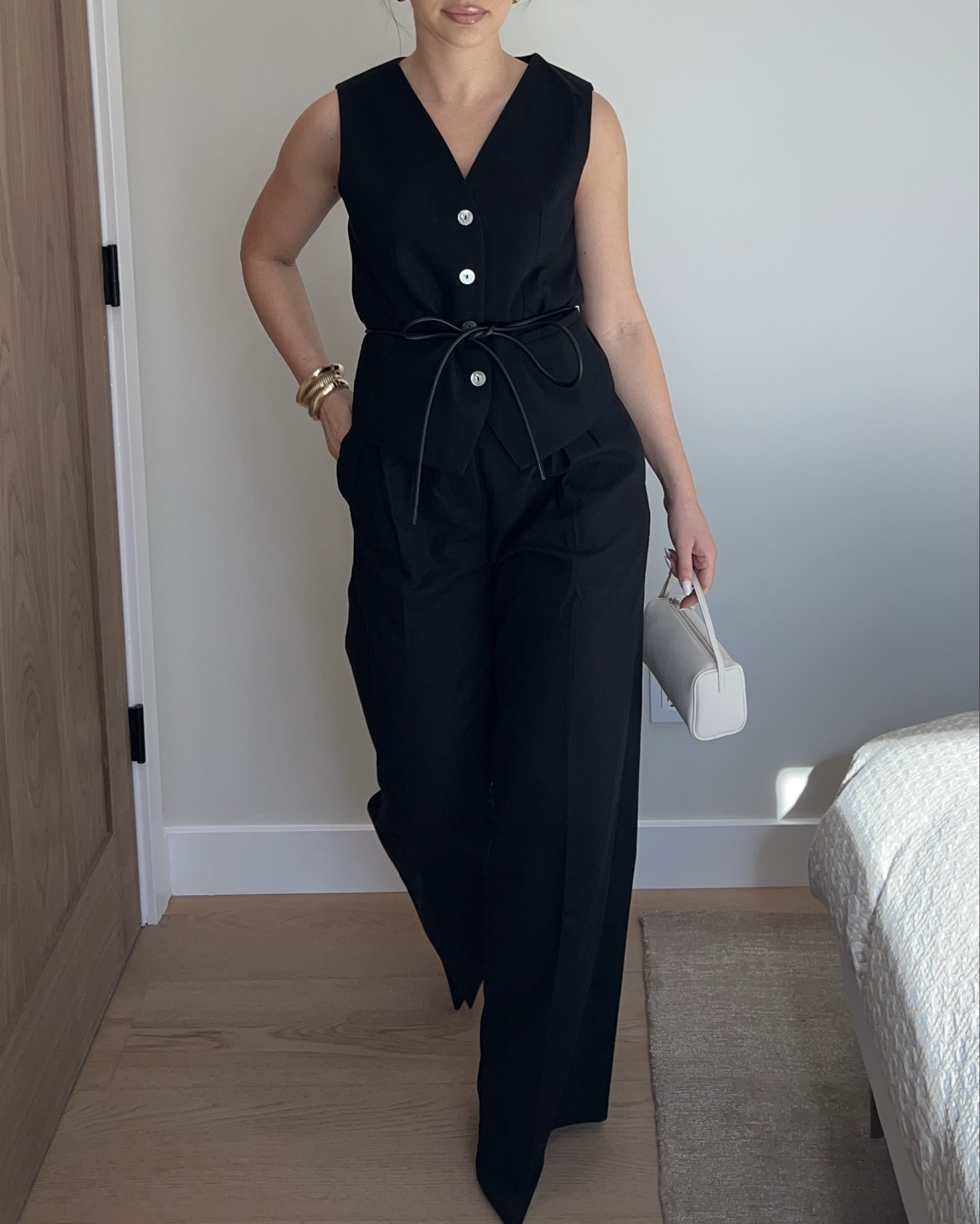 Commense - cotton and linen pants set

* discount code “andrangr_12” || wearing size M*

#LTKFindsUnder100 #LTKStyleTip