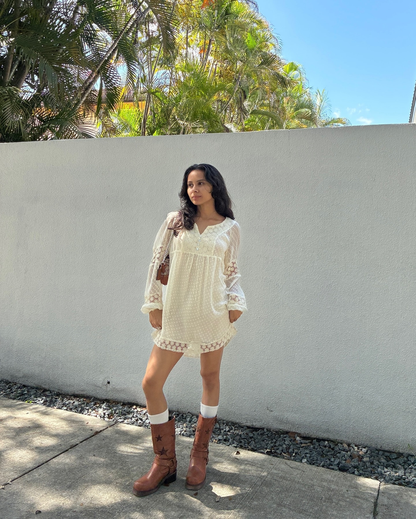 Laboho babe 💝🧸

#bohooutfit #bootsoutfit #beigedress #bohodress #coastalcowgirl #aestheticoutfit #outfitinspo #outfitideas #summeroutfit
