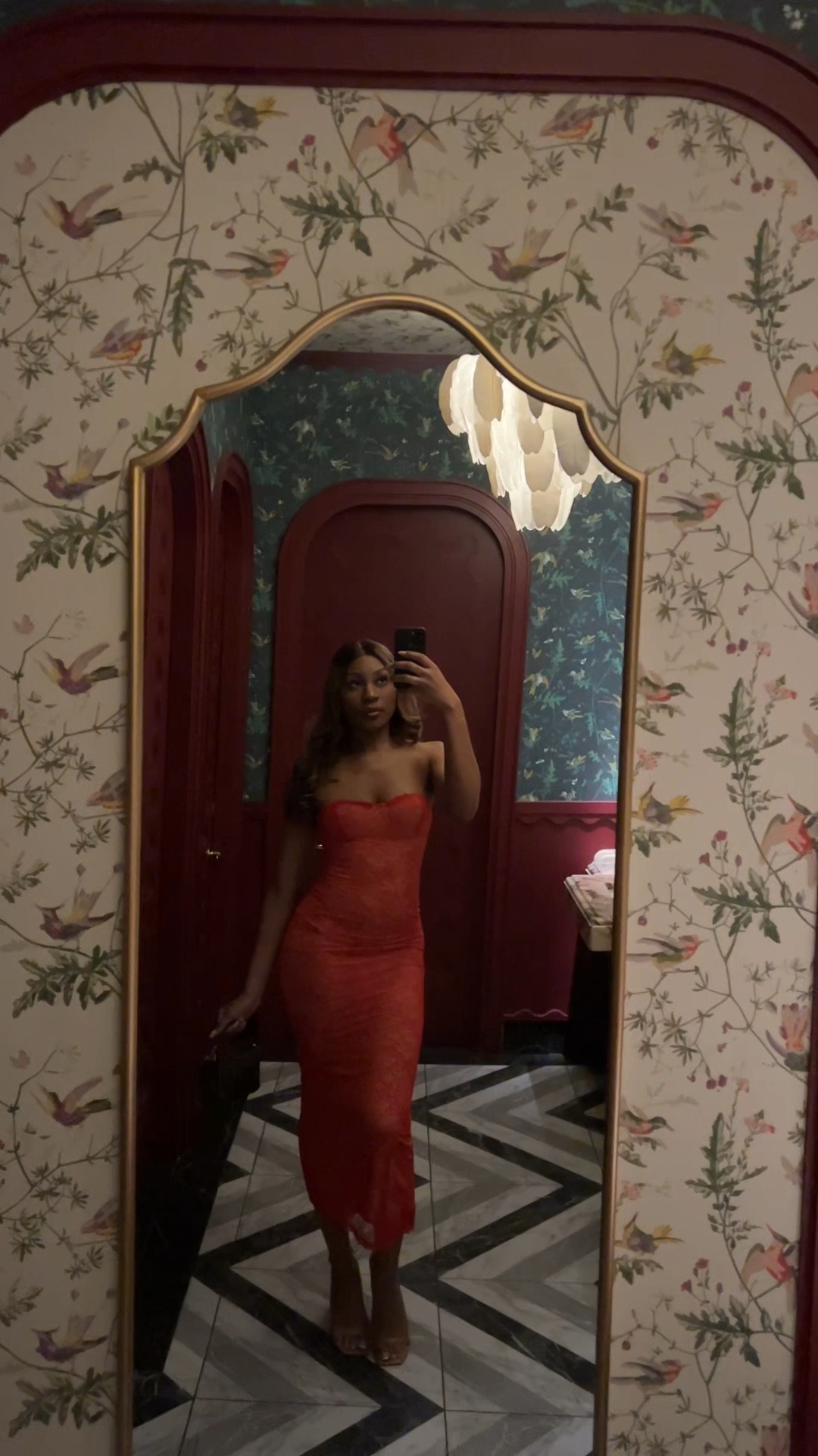 me + a midi dress go together real bad🤞🏽💄

#LTKSeasonal #LTKootd #LTKTall