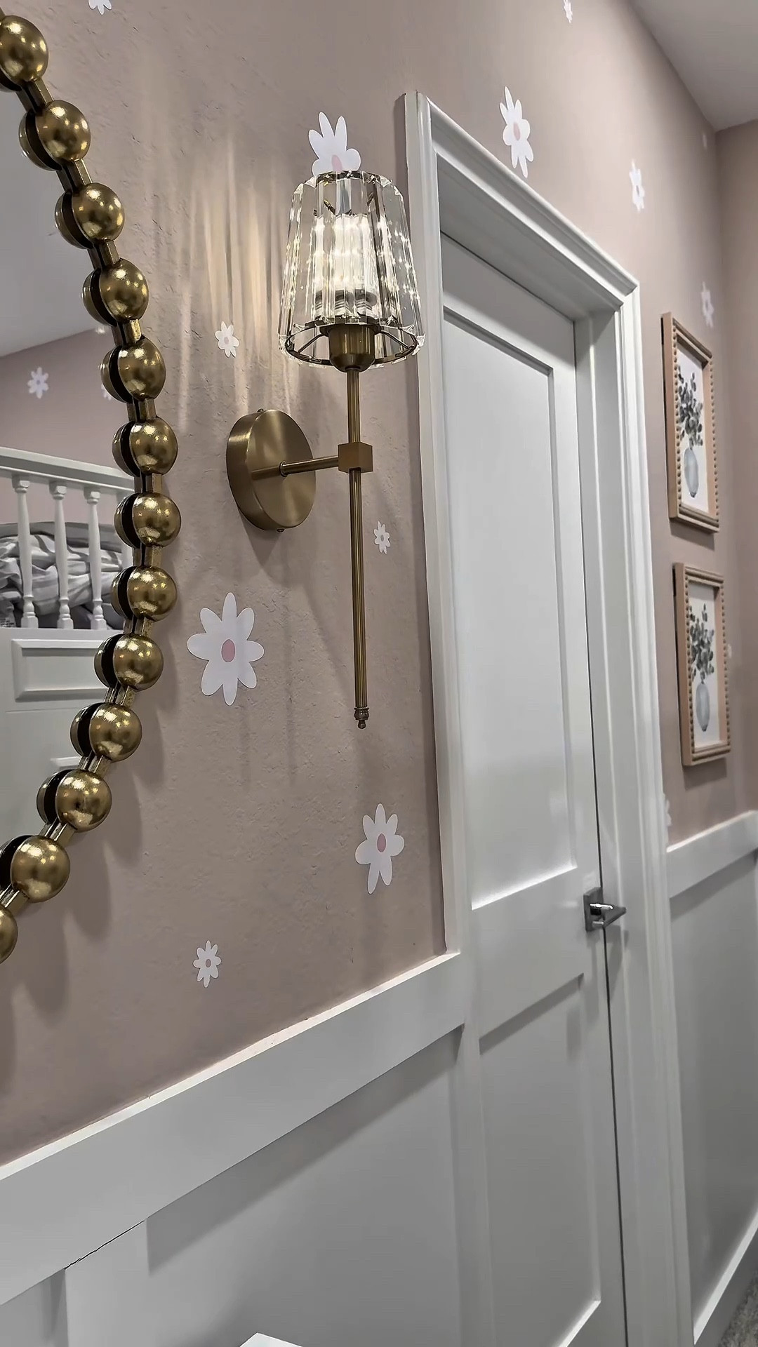 One of the easiest ways to add mood or ambient lighting to your home 

✨ These sconces let you brighten any space without hardwiring. They’re remote-controlled, color-changing, and perfect for kids’ rooms or cozy corners. 

Everything is linked for easy shopping—tap to shop!

#LTKHome #LTKStyleTip #LTKSaleAlert