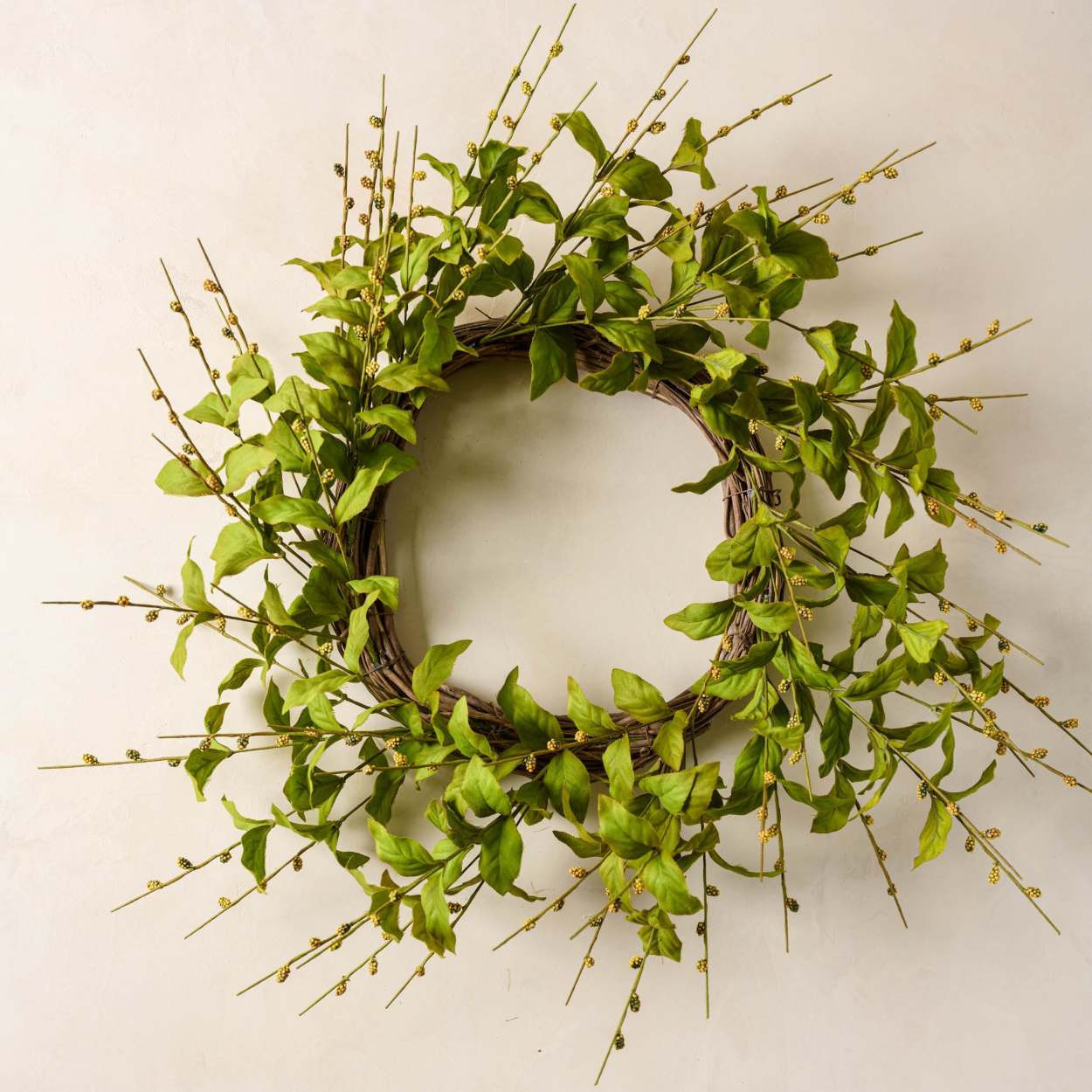 Pips & Ivs Wreath | Magnolia