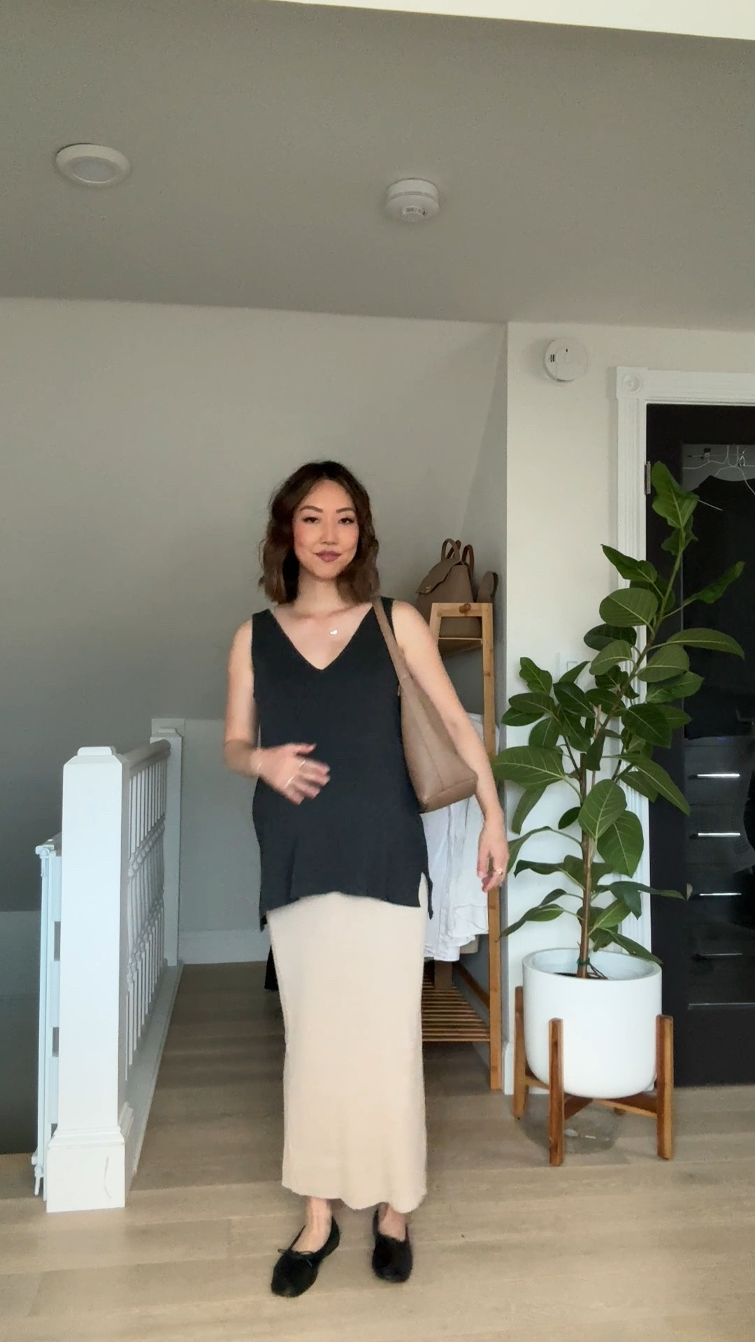 Today’s very bump-friendly and comfortable chic outfit. Wearing a size XS/0 in everything. 

#LTKBump