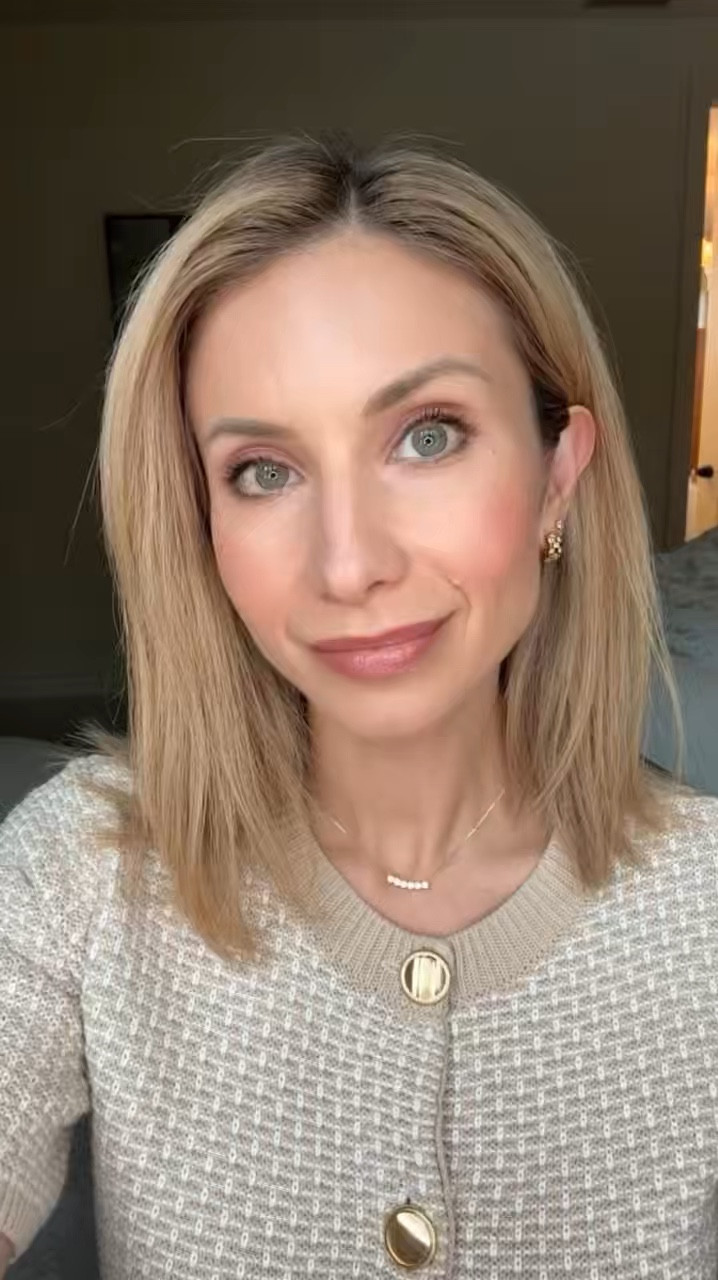 Today’s Lip Combo ✨

Shades:
Lipliner - Rich Mauve
Lipstick - South Shore
Lip Gloss - Stone

#LTKWatchNow #LTKBeauty #LTKOver40