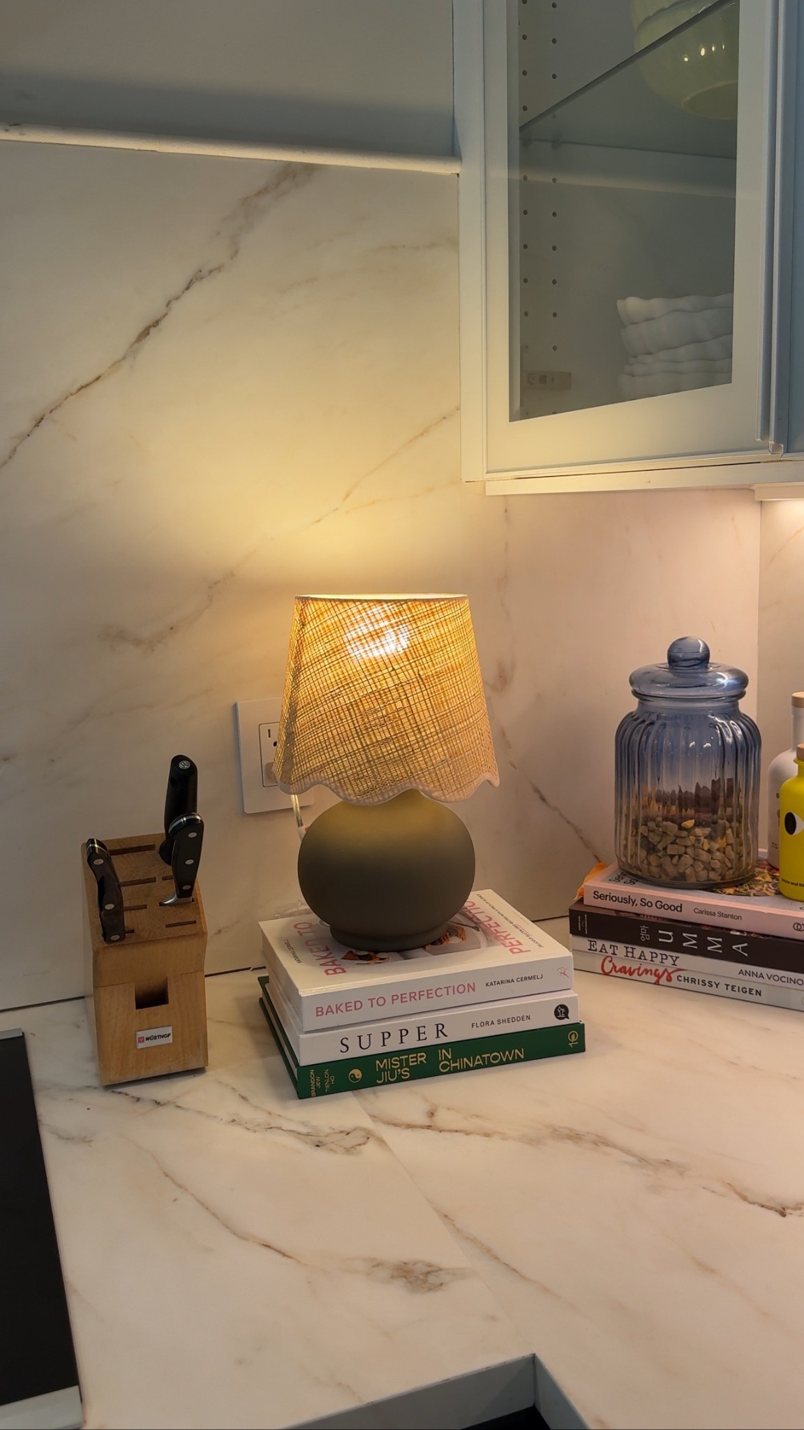 My favorite little lamp! It’s from @wayfair - so many good finds! #ad #wayfairpartner #wayfair