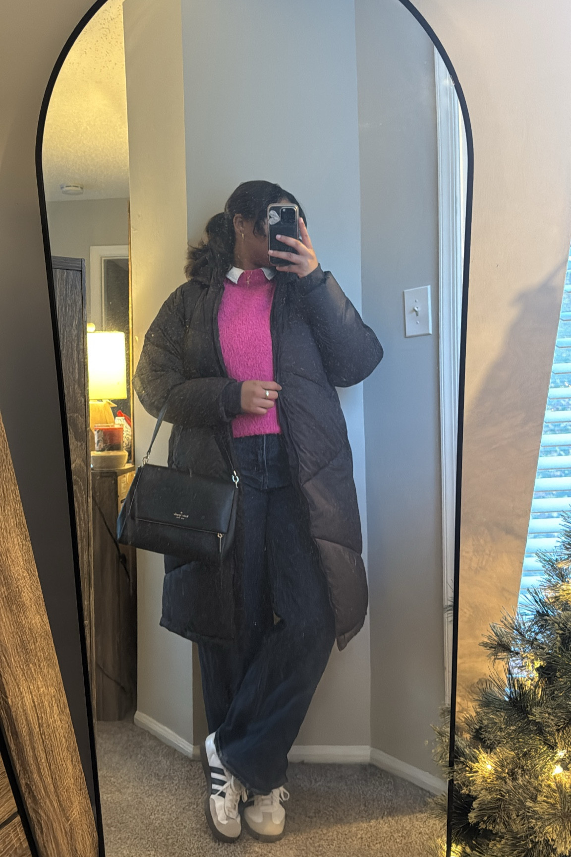 Casual, cozy, and work-ready! Loving this layered look for a chilly day—pink sweater pop, classic denim, and sneakers to keep it effortlessly cool. Perfect for staying comfy at the office and beyond. ✨ #CozyChic #LayeredLook 

#LTKWorkwear #LTKStyleTip #LTKWorkwear #LTKSeasonal