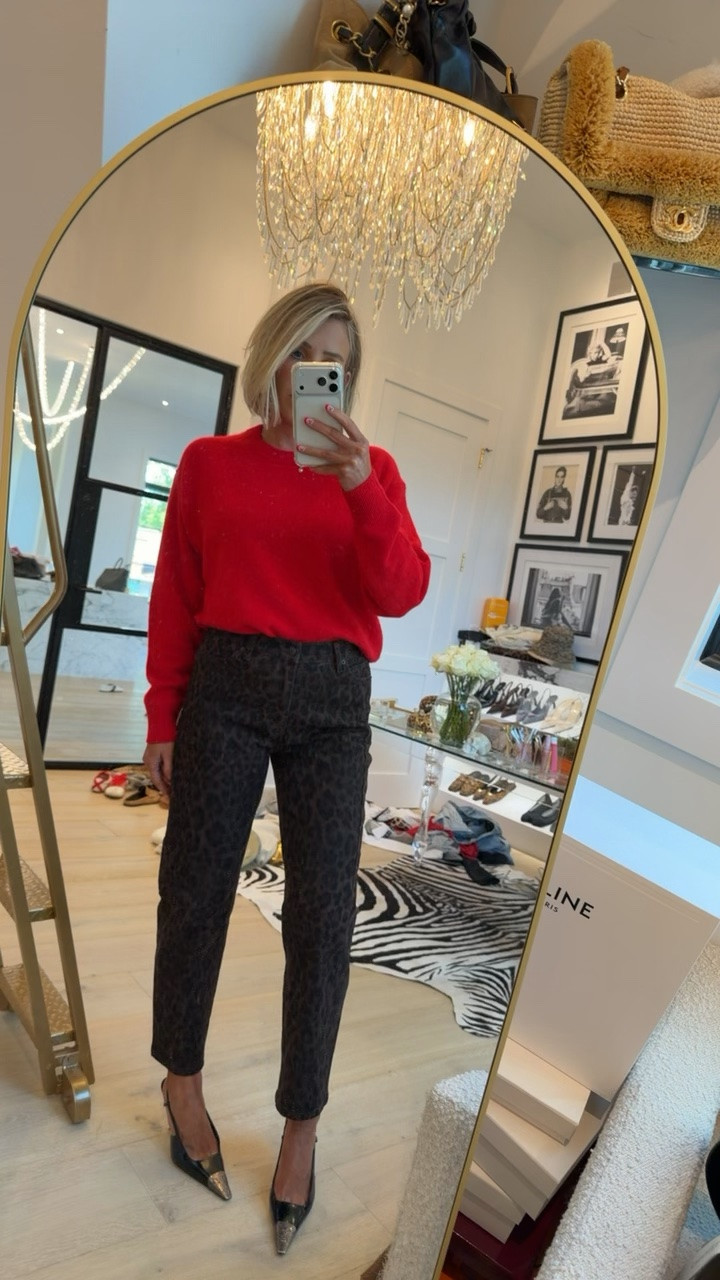 The less than $30.00 leopard pants giving total reformation vibes 🔥🔥🔥