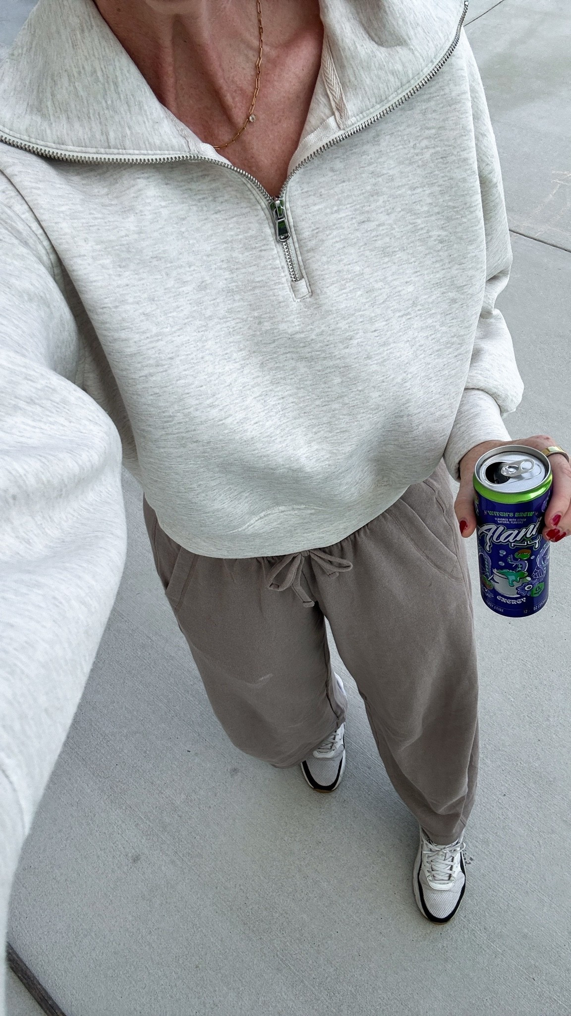 Outfit of the day, ootd, old navy, lounge style, mom style, scuba pullover

#LTKootd