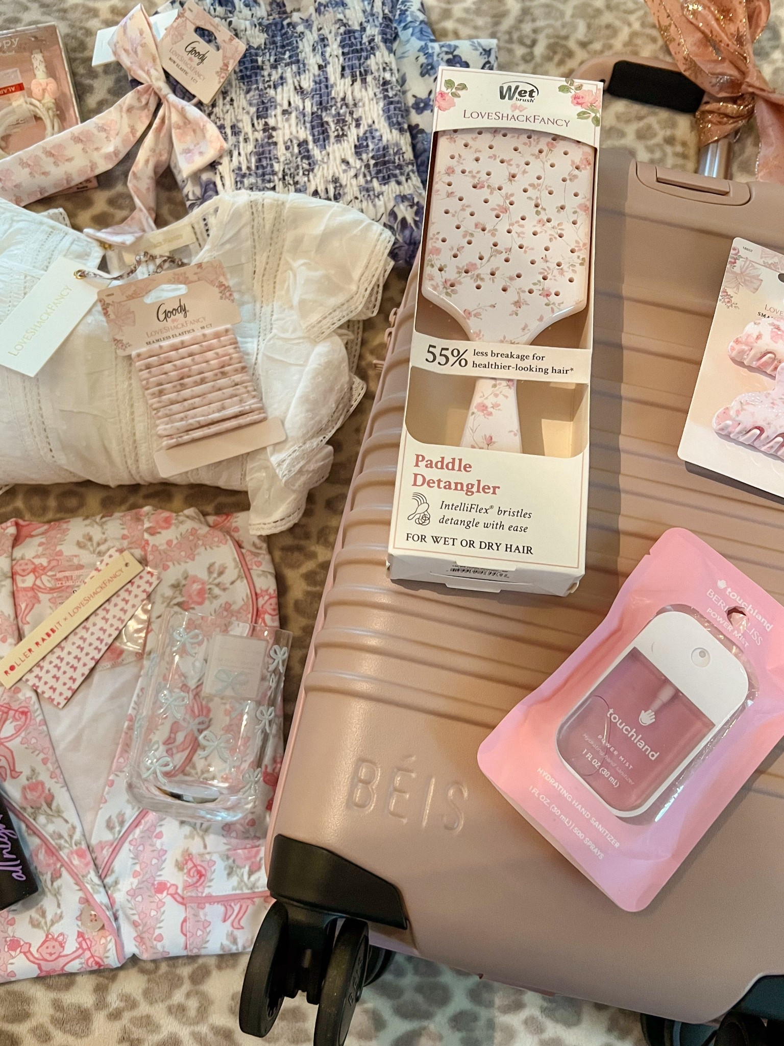 BIRTHDAY HAUL / IT GIRL BIRTHDAY GIFT IDEAS!! Had a “LoveShackFancy” themed 23rd Birthday and here are some gifts to fit that aesthetic 💫🎀💝 #loveshackfancy #giftideas #giftideasforher #LTKGiftGuide 

#LTKBeauty #LTKStyleTip