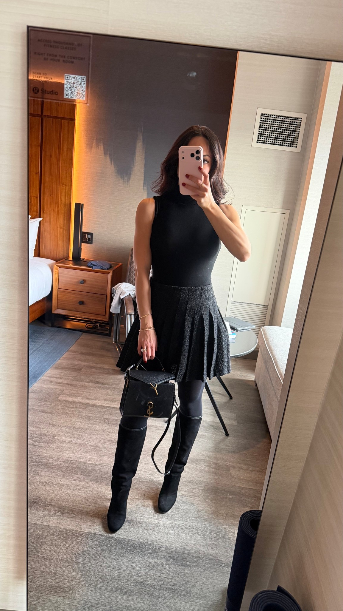 NYC outfit 🖤

#LTKdayinmylife #LTKootd #LTKStyleTip