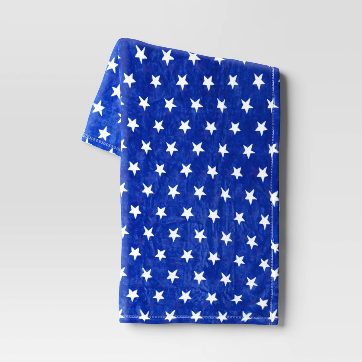 Star Printed Plush Throw Blanket Blue/White - Sun Squad™ | Target