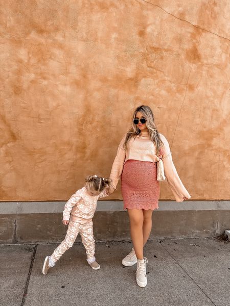 Blakely couldn’t be more excited to  become a BIG SIS! Time is flying and we’re soaking it alllll up 🤍 shop our outfits on LTK.it — linked in bio 

#LTKfamily #LTKbump #LTKbaby