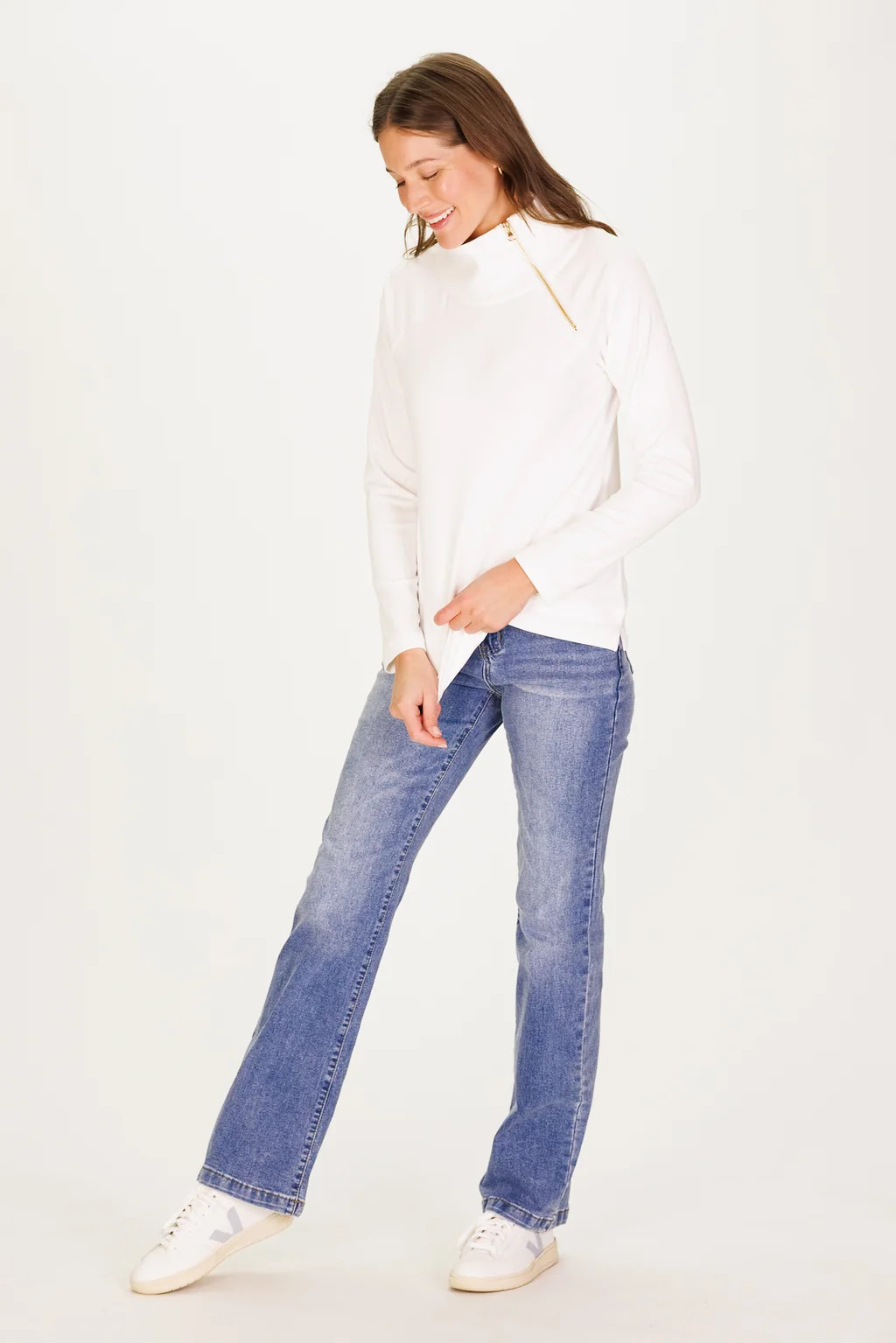 The Bowen Sweatshirt in White SuperSoft | Duffield Lane