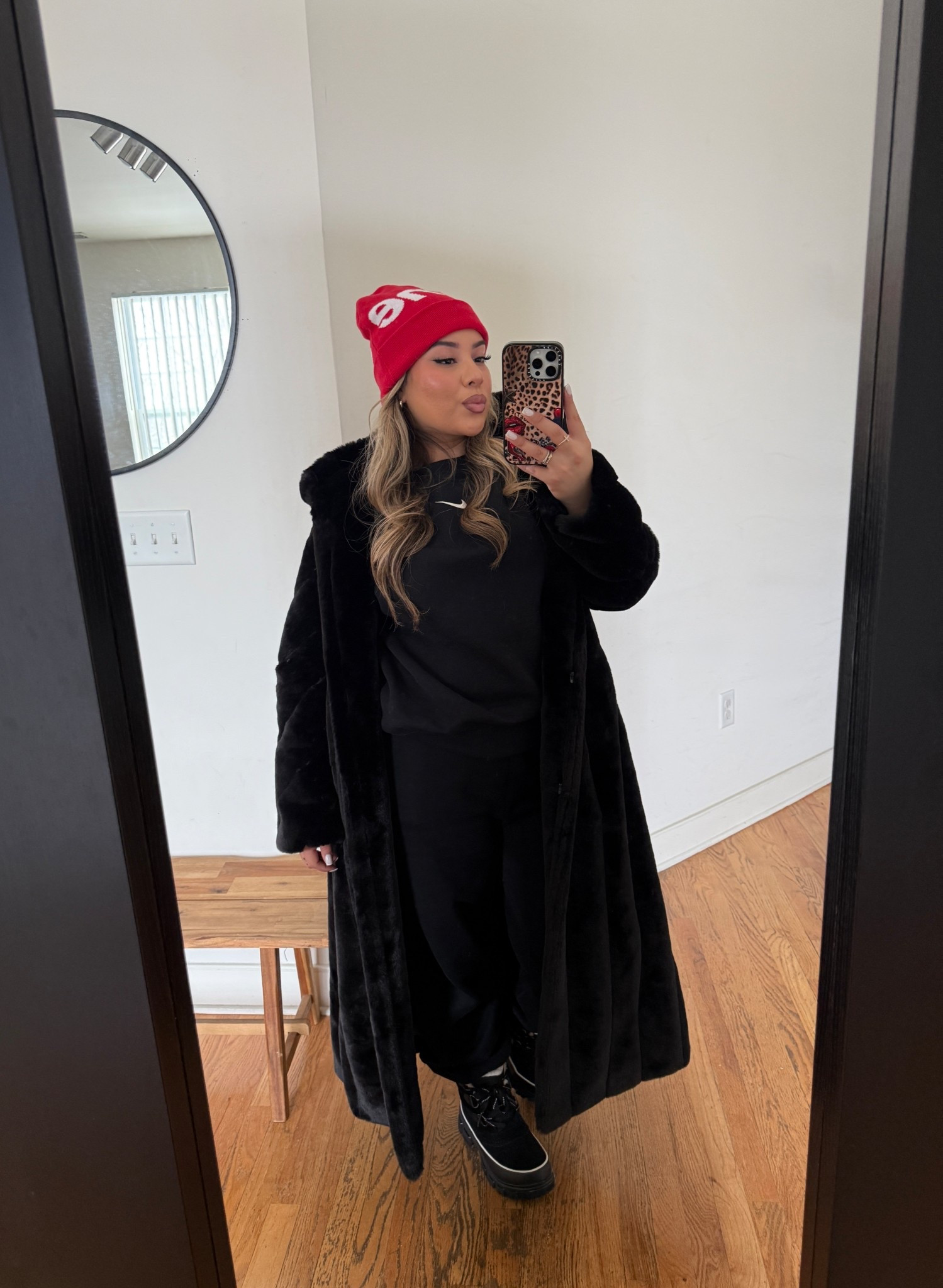 Snowy day outfit 🥾🖤

Nike sweater: S 
Sweats: M 
Faux fur: similar option linked 


#LTKootd #LTKSeasonal #LTKMidsize