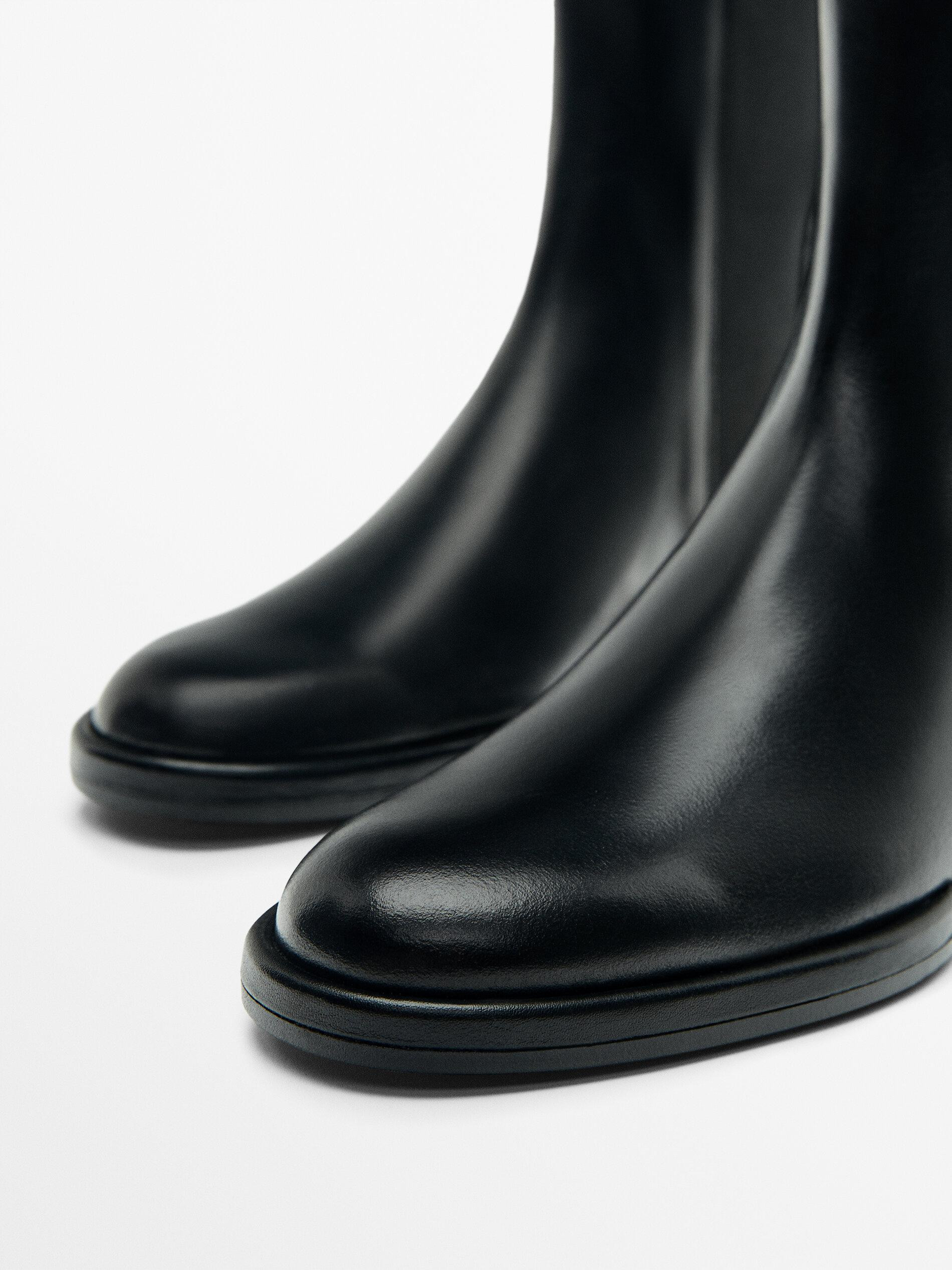 Flat Chelsea boots | Massimo Dutti US