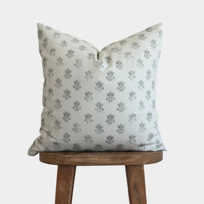 Lyla in Blue - 18" | 22" | 24" | 26" | Woven Nook