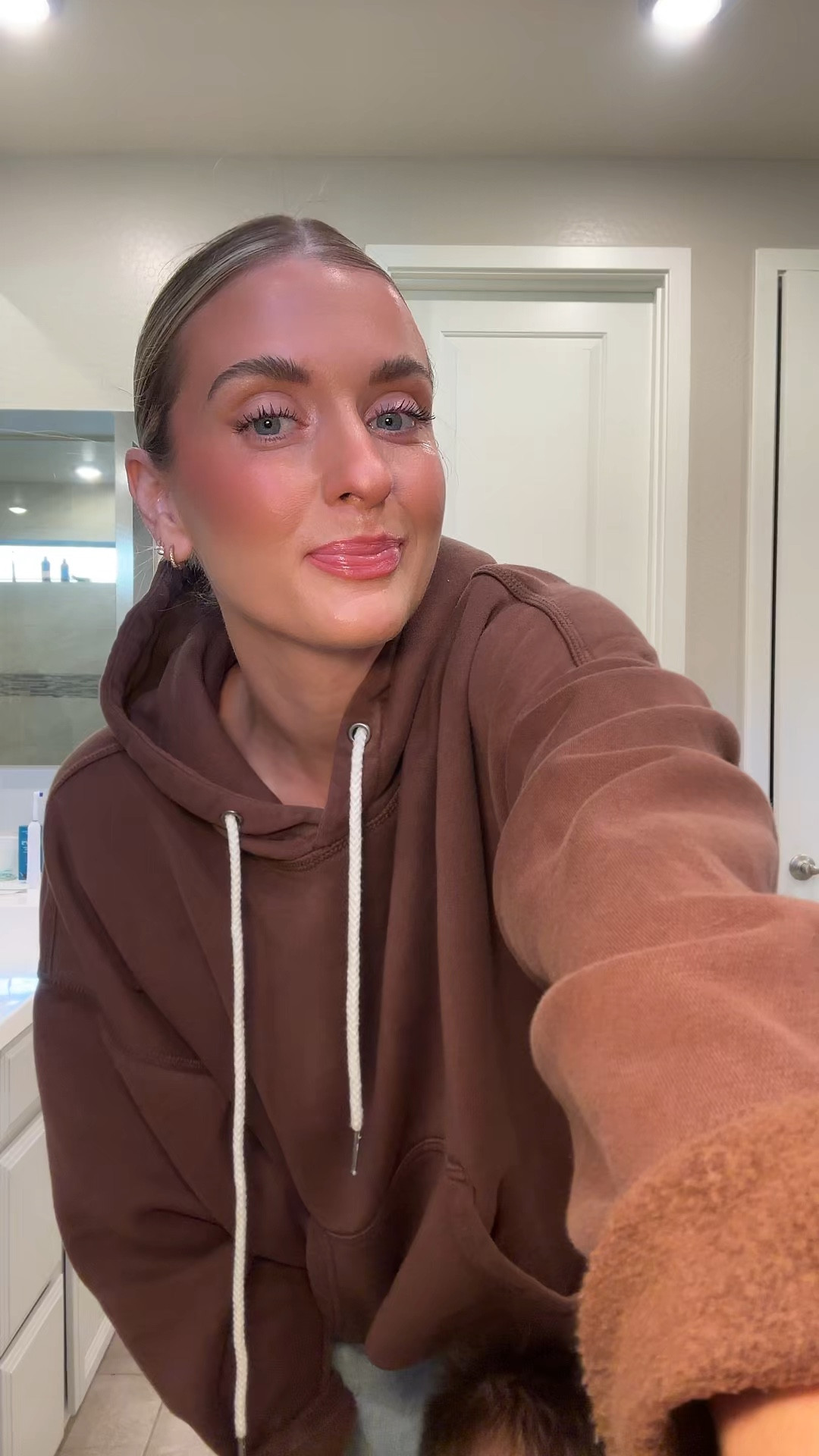 Wearing small in sweatshirt
XS in jeans (size down)