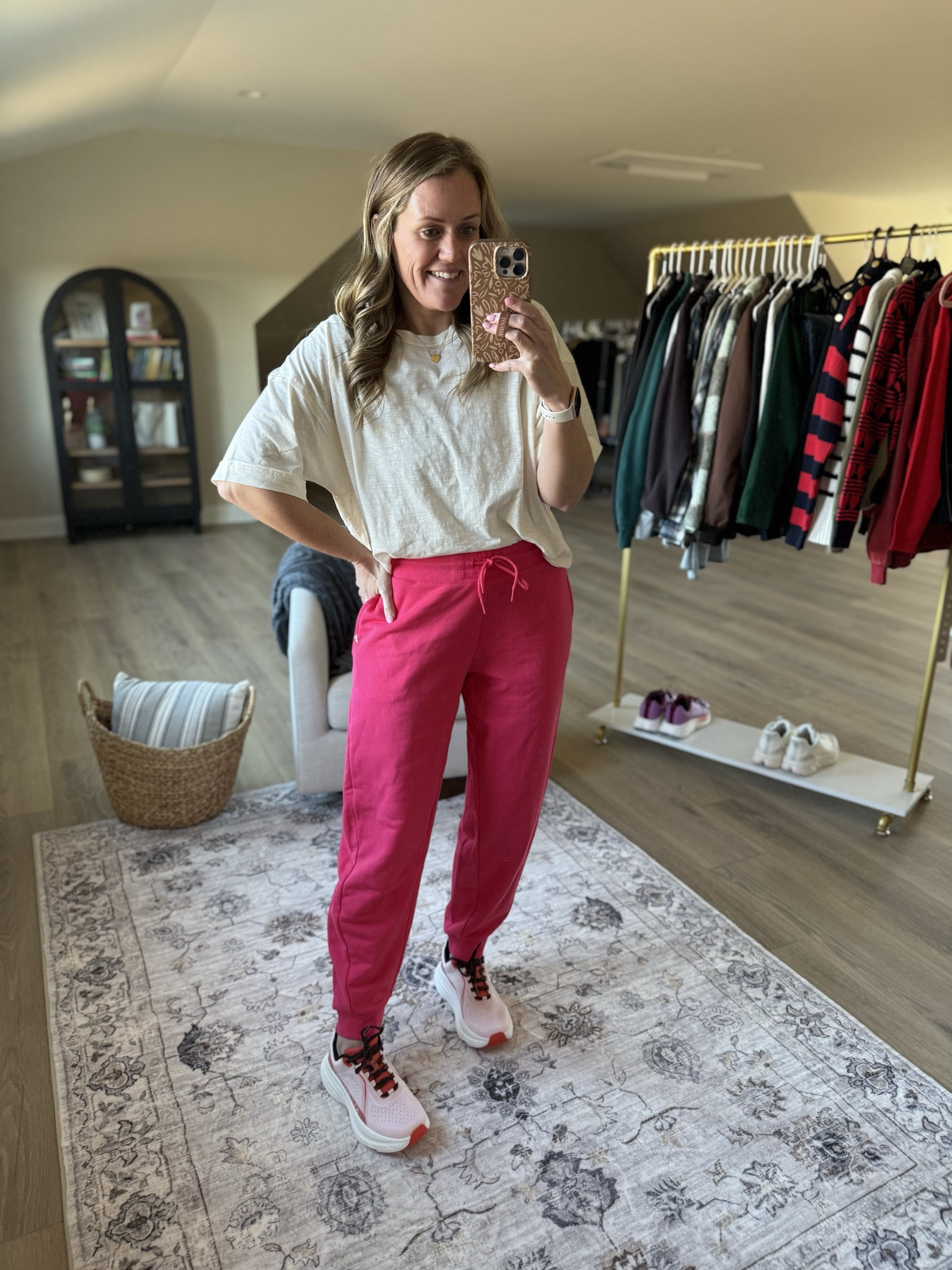 Perfect Valentine’s Day Look 💘
Fits TTS 
Target
Vest
Joggers
Sweatshirt 

#LTKmomlife #LTKdayinmylife #LTKootd