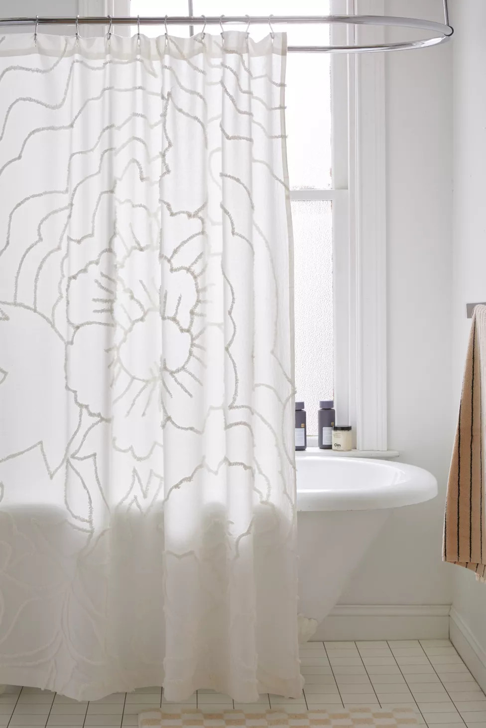 Margot Tufted Shower Curtain | Urban Outfitters (US and RoW)
