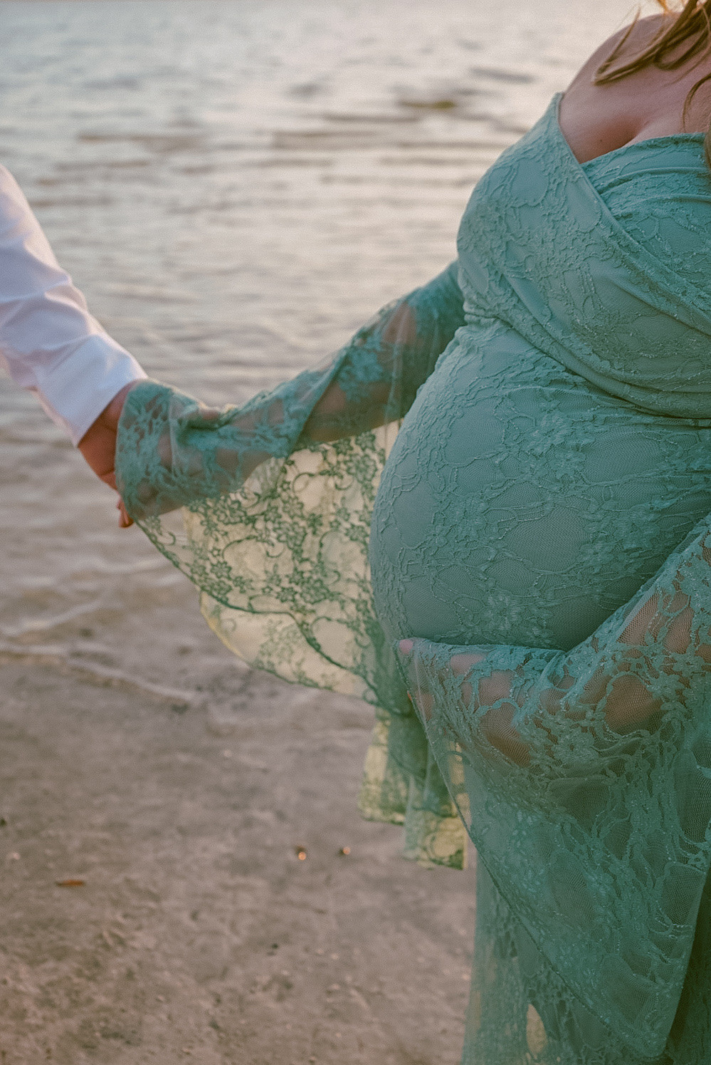 Obsessed with this dress for my bump photos.

#LTKBaby #LTKStyleTip #LTKBump