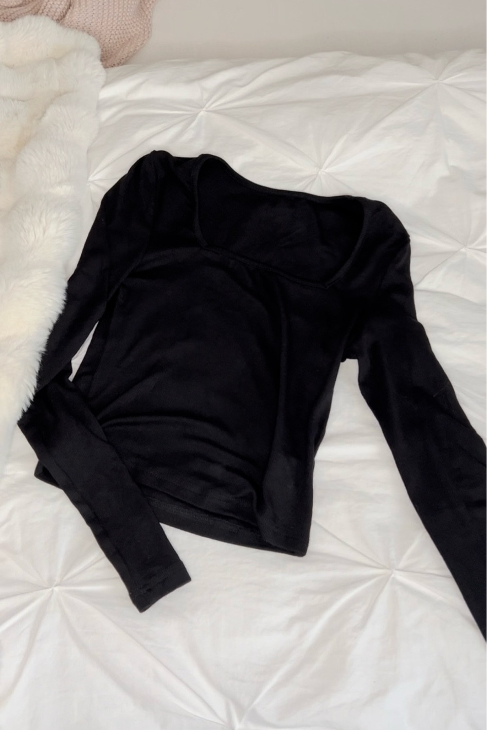 Shein, Shein Fashion, Basics, Basics Fashion, Longsleeve, 2023 fashion, white fashion, fall, fall essentials, fall fashion , fall 2023, white, top fashion, 2023 fashion, basics, gold hoops, gold jewelry, sweatpants, longsleeve, beige, H&M, outfit inspo, outfit inspiration, blue jeans, bag, spring 2023, spring fashion, that girl outfit, vanilla girl outfit

#LTKstyletip #LTKHolidaySale #LTKCyberWeek