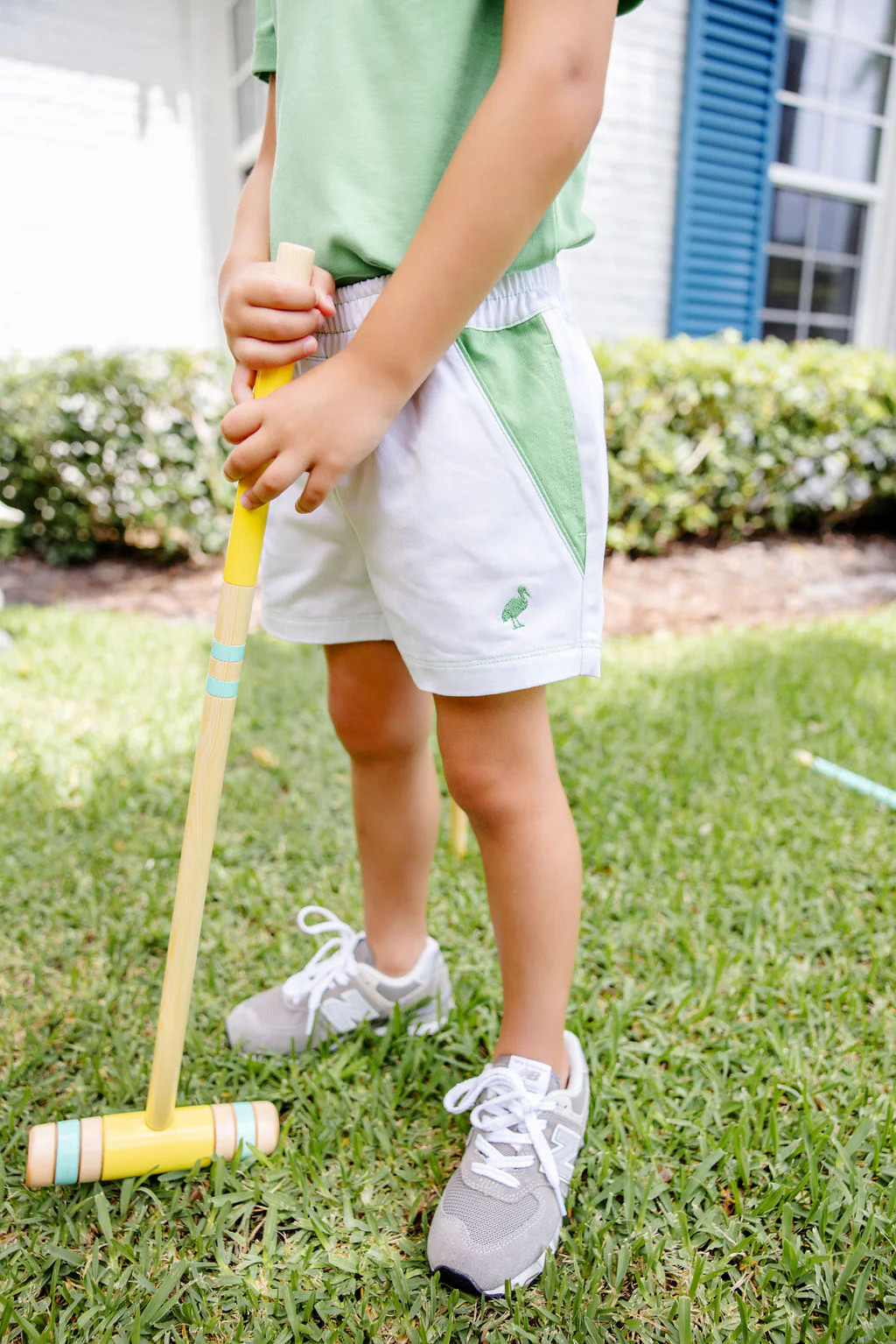 Schroeder Shorts - Worth Avenue White with Grafton Green Stork | The Beaufort Bonnet Company