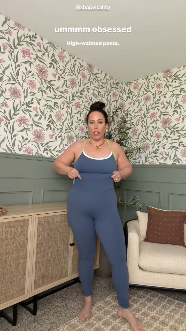 @shopvitality  ummmm obsessed size xl in bottoms and large in top

#LTKootd #LTKActive #LTKMidsize