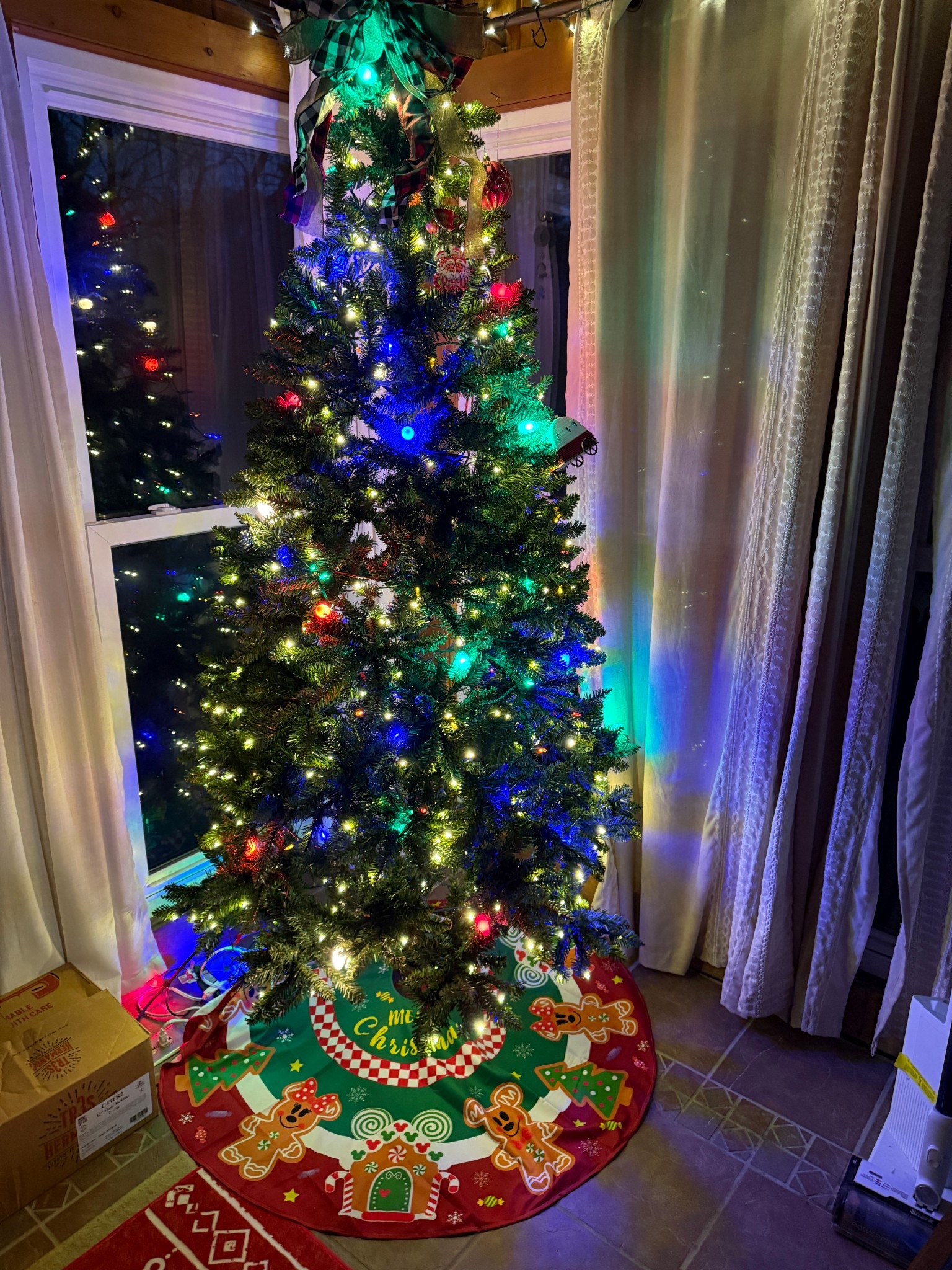8ft tree from Walmart and Disney tree skirt from Amazon 

#LTKSeasonal #LTKHoliday #LTKSaleAlert