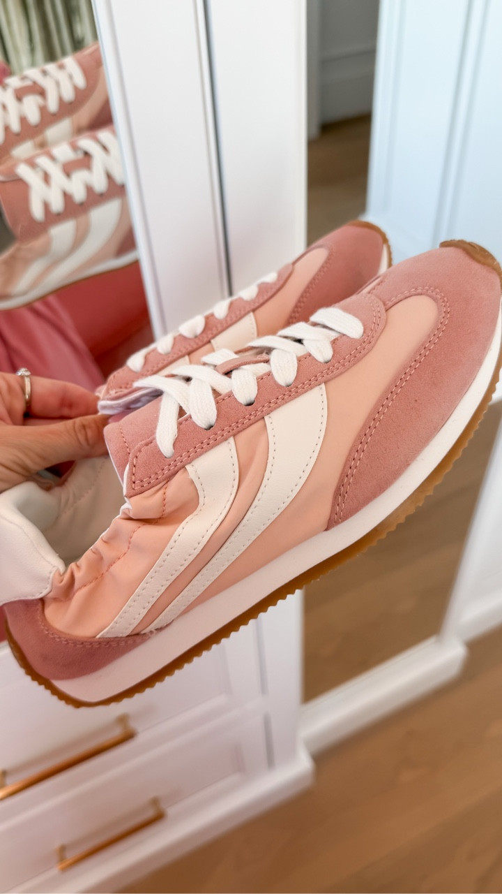 These Target sneakers are so cute!!!

#LTKActive #LTKmomlife #LTKgrwm