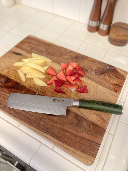 @hexclad Knives are our favorite!

#ad There are some seriously AMAZING deals happening from April 26th - May 12th! Make sure to check them out for Mother’s Day 🙌🏼

cooking / cookware / kitchen / gift guide / gifts for her / Mothers day gifts

#hexclad 



#LTKGiftGuide #LTKsalealert #LTKhome