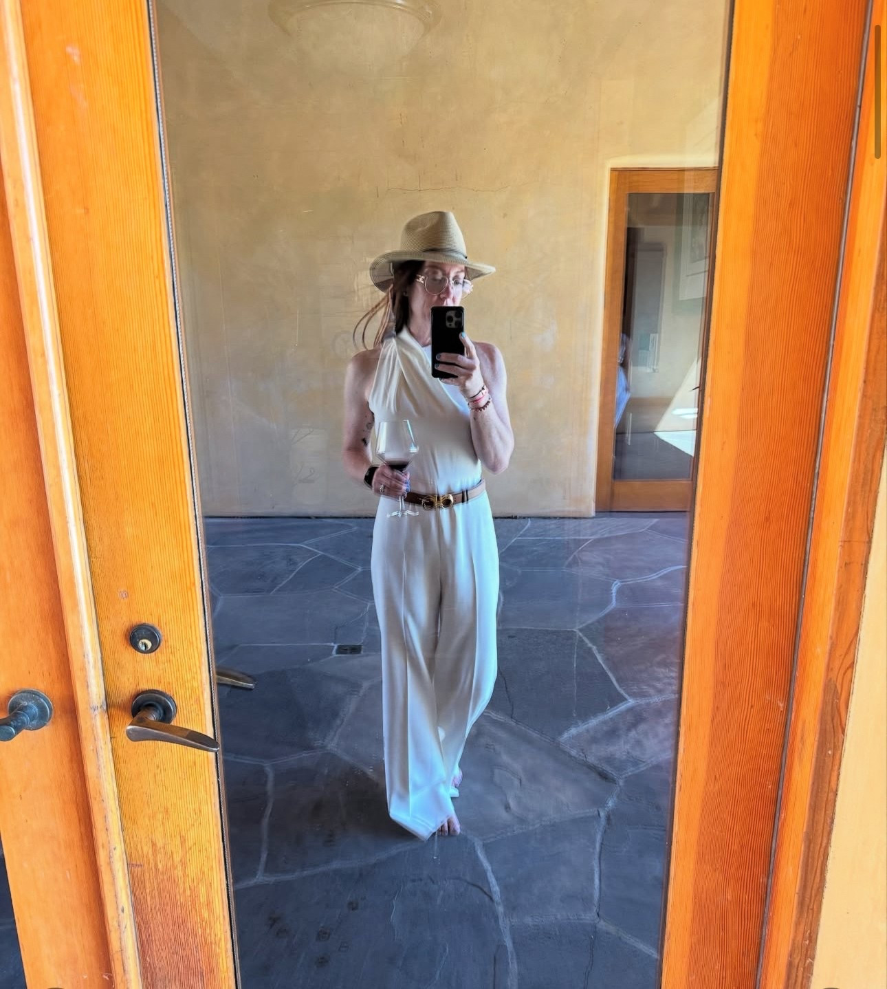 California dreaming in Sonoma 🤍 shop my vineyard outfit here. 