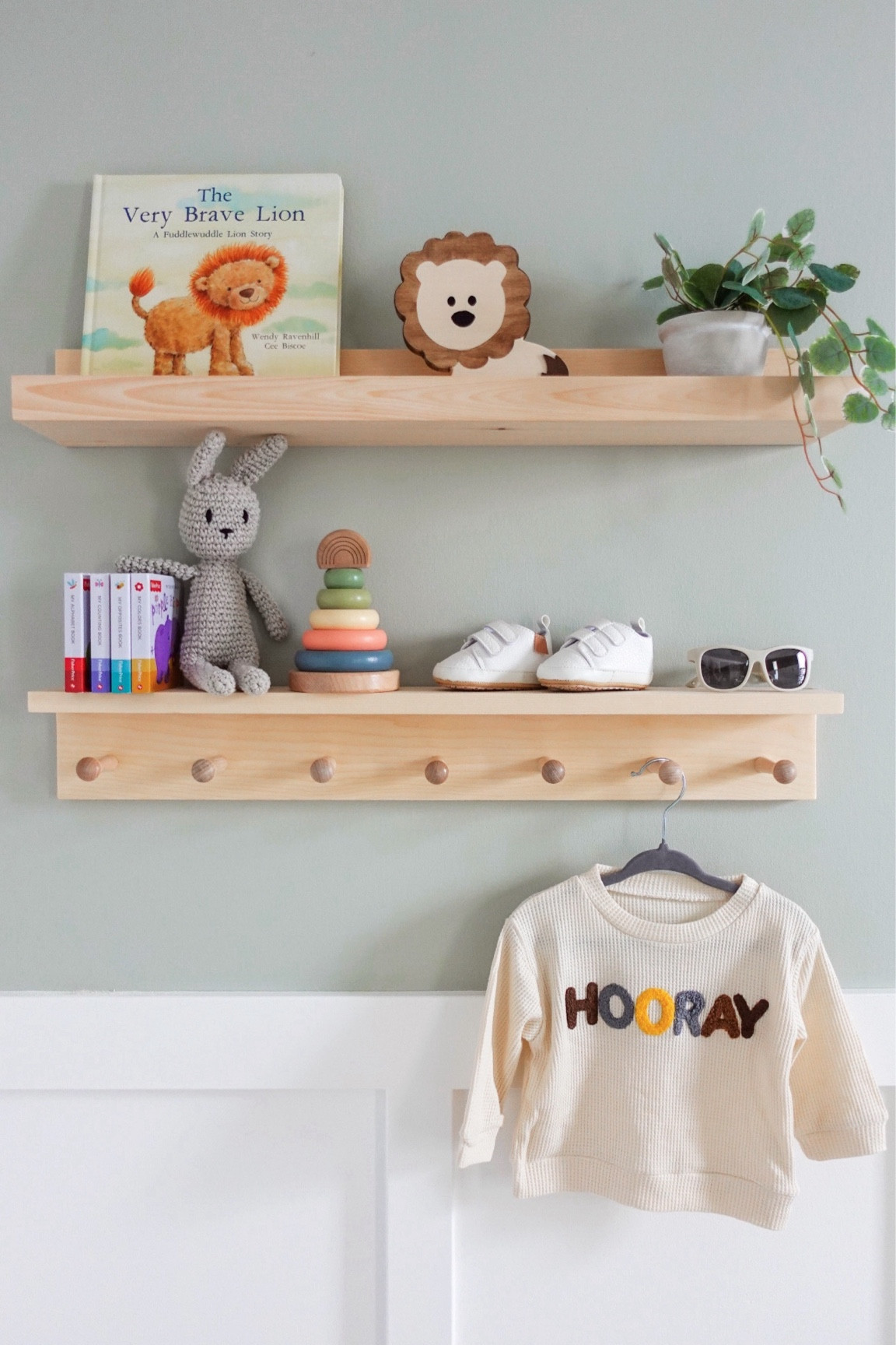 Nursery shelves with all things linked! Hope you love the items.