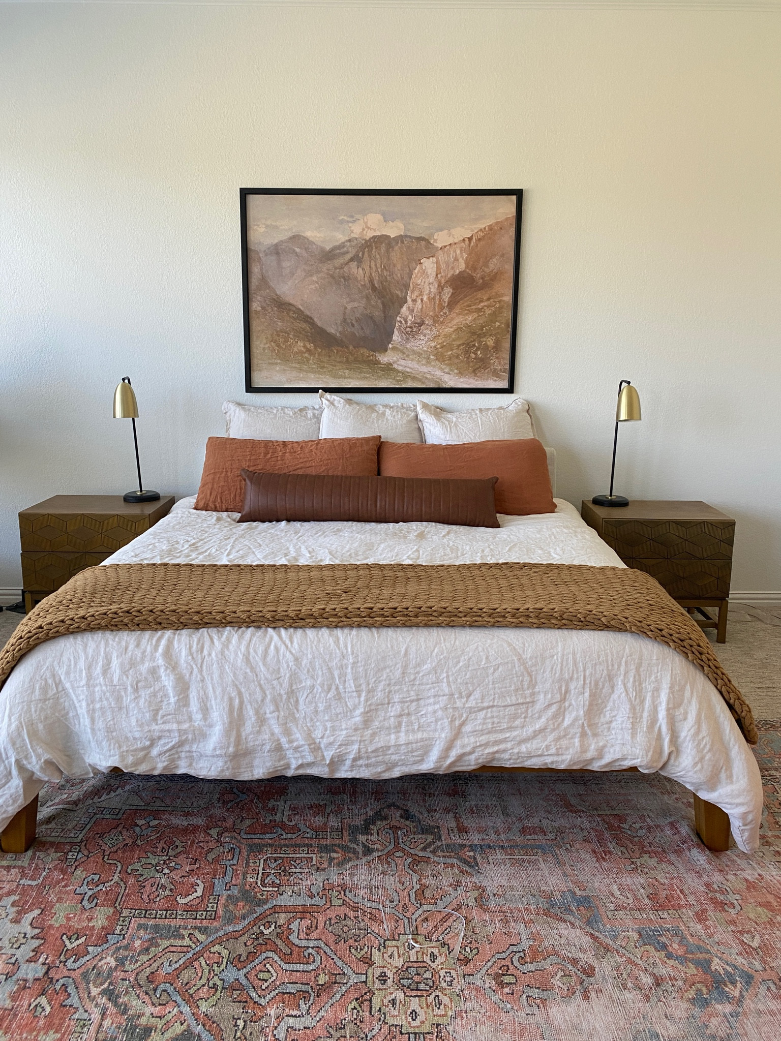 Quality art and bedding that won’t break the bank? Yes, please.

#LTKstyletip #LTKhome