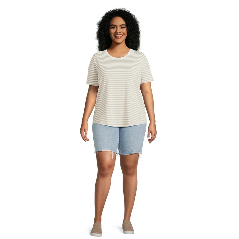 Terra & Sky Women's Plus Size Destructed Bermuda Short, Sizes 16W-26W | Walmart (US)