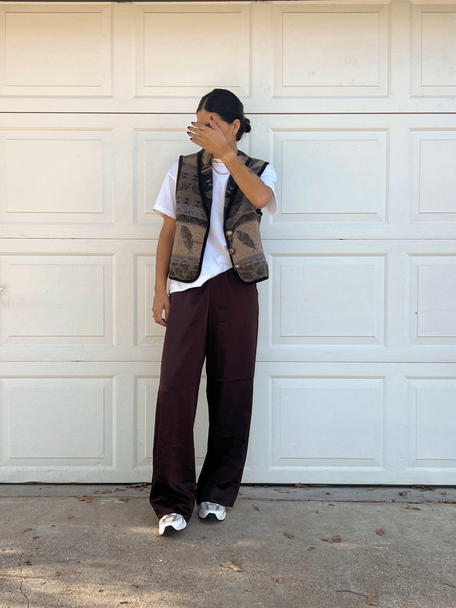 fall outfit - day 29
tshirt - TTS
vest - thrifted 
pants - sized down to XS
shoes - TTS 

#LTKStyleTip #LTKFindsUnder50 #LTKFindsUnder100