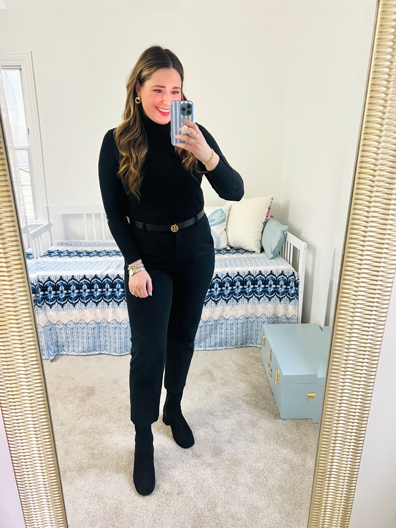 Winter work outfit || All black outfit || 

#LTKootd #LTKWorkwear #LTKMidsize