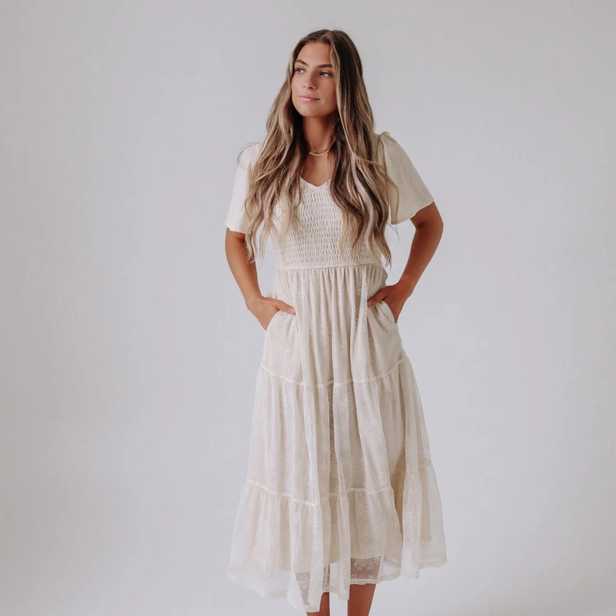 Ivory Holiday Midi Dress | FEHRNVI