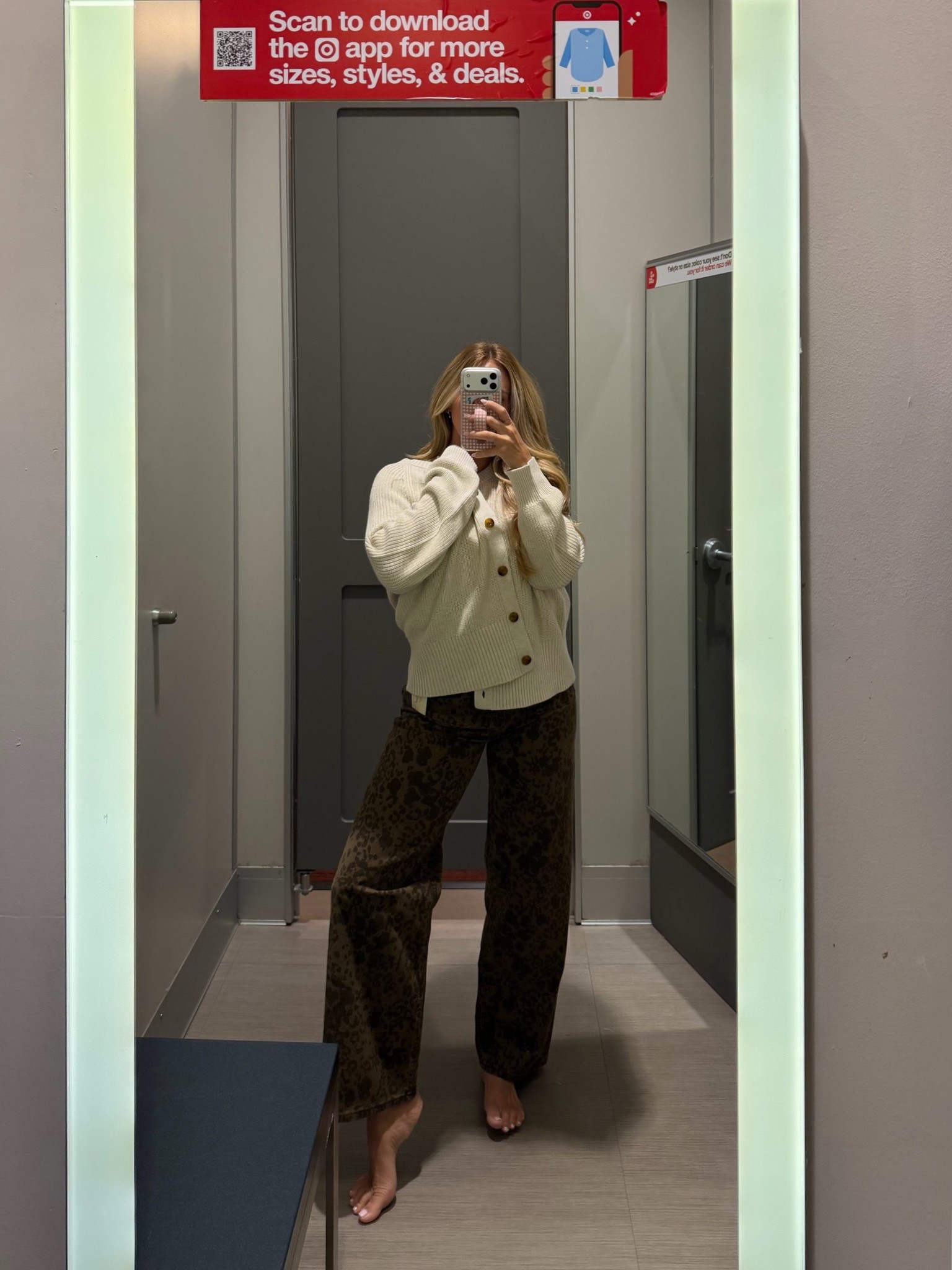 The leopard isn’t available yet but I loveeeee these sm!!! Wearing size 2r. Cardigan is so soft and cozy — wearing xl here but would go with large for an oversized fit (normally size small)