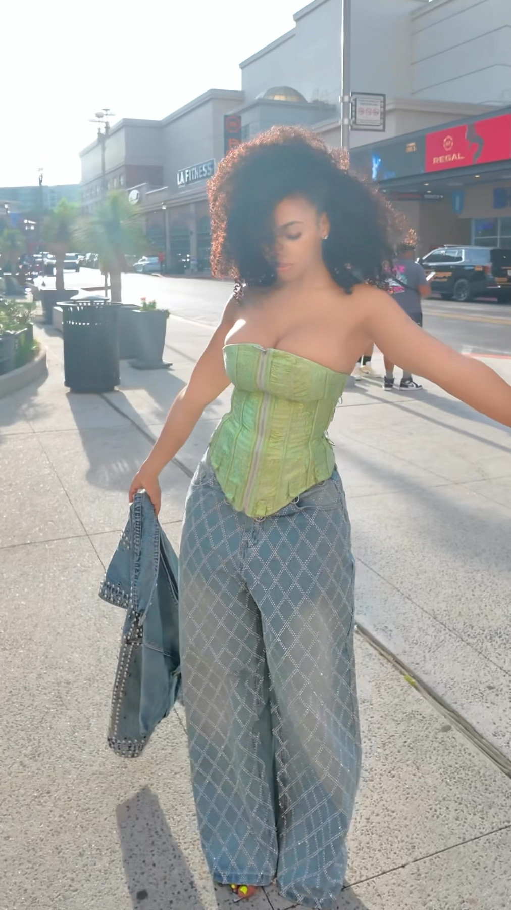Wearing a large in the pants and small in the corset 

#LTKTall #LTKgrwm #LTKootd