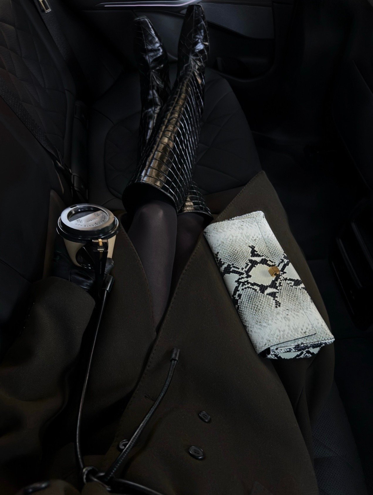 Holiday outfit 

#LTKgrwm #LTKSeasonal #LTKootd