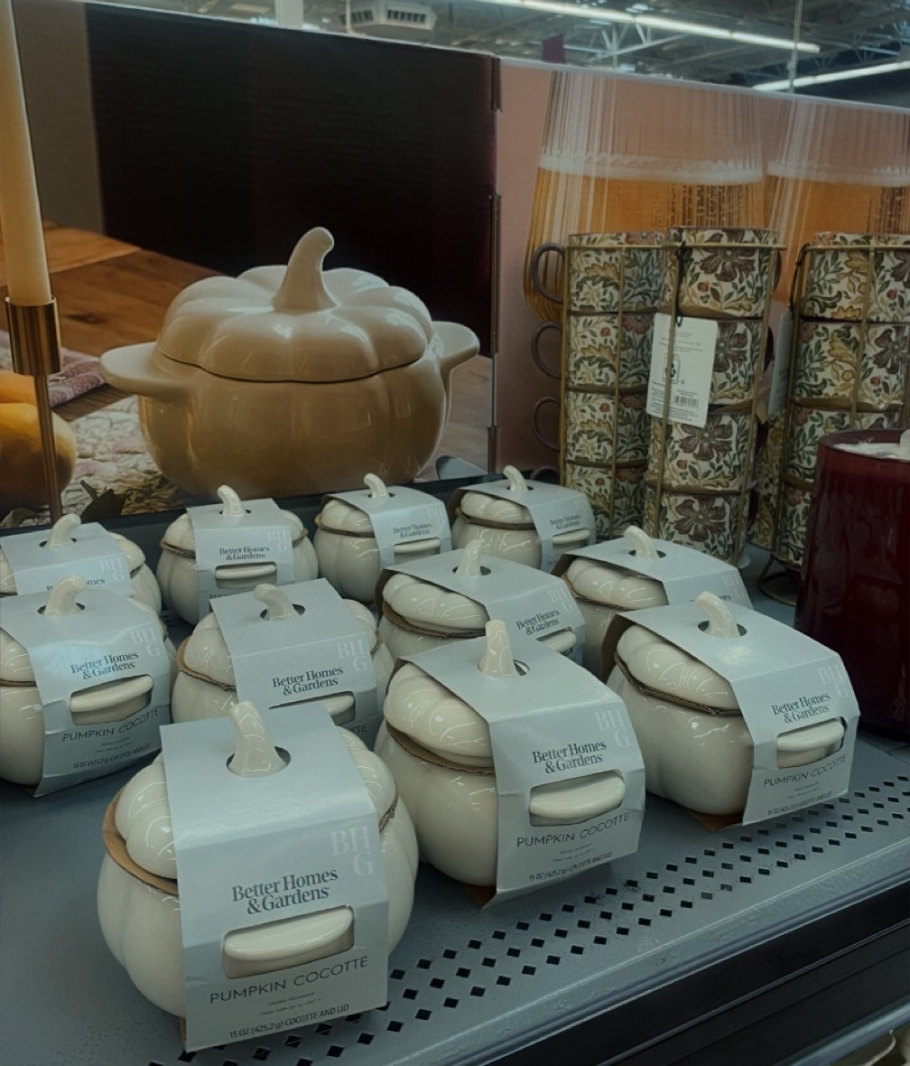 Seasonal 🍂

#pumpkin #pumpkincoquette #mug #fallhome #halloween thanksgiving Walmart style, fall style, home decor, fall home

#LTKSeasonal #LTKHome #LTKfoodie