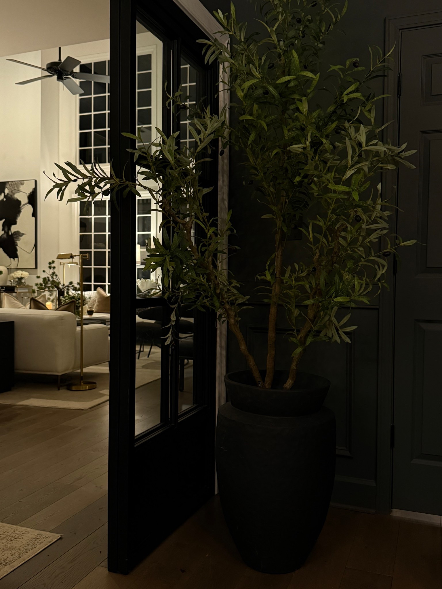 Eeekkk! Starting to bring the house together again and this floor vase is making me SUCH a happy girl
AND my olive tree is on sale!! XxV 

#LTKHome #LTKSeasonal #LTKSaleAlert