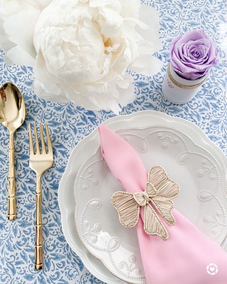 Pretty Spring placesetting 🌸 

#LTKhome #LTKparties