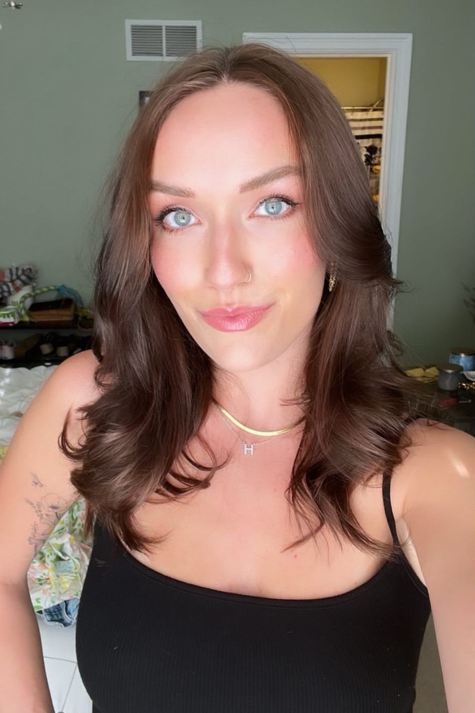 Lil selfie

#LTKbeauty #LTKstyletip #LTKwedding