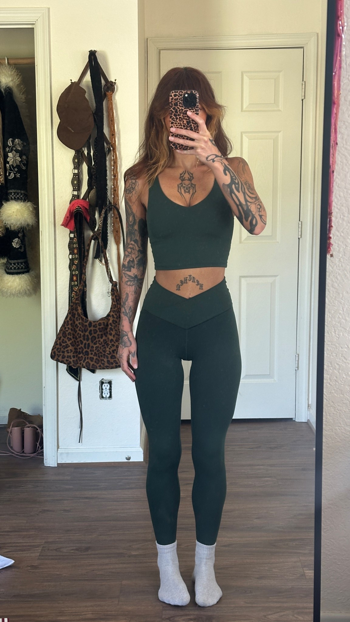 The comfiest workout set!!!! 

Im wearing a xs top and a s bottom

#LTKworkout #LTKworkoutset #LTKaerie #LTKoutfit

#LTKfitnessgoals #LTKootd